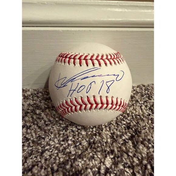 Vladimir Guerrero Sr signed HOF 18 autographed OMLB Baseball Angels Rangers BAS - Picture 2 of 3